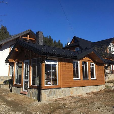 Cottage Familiya Verkhovyna Esterno foto