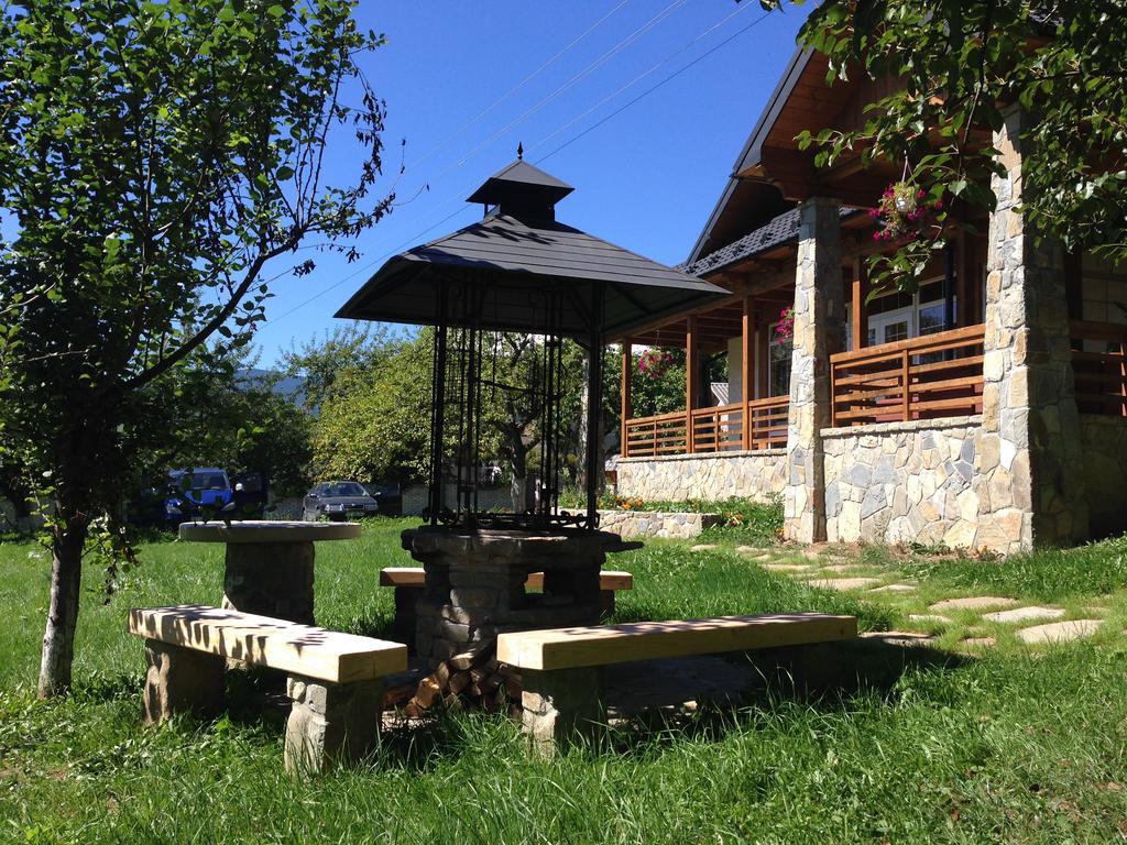 Cottage Familiya Verkhovyna Esterno foto